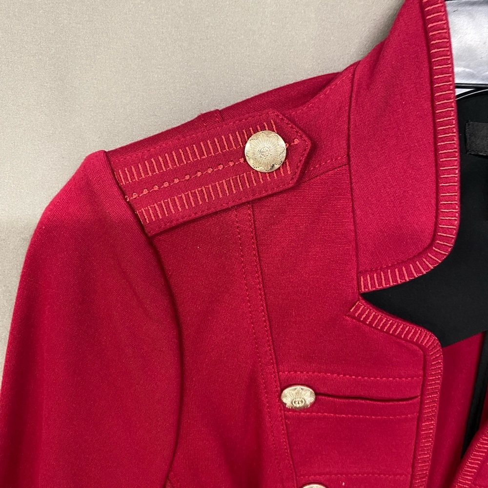 White House Black Market Women's Deep Red Military Style Tailored Blazer Size 6 - Picture 4 of 11
